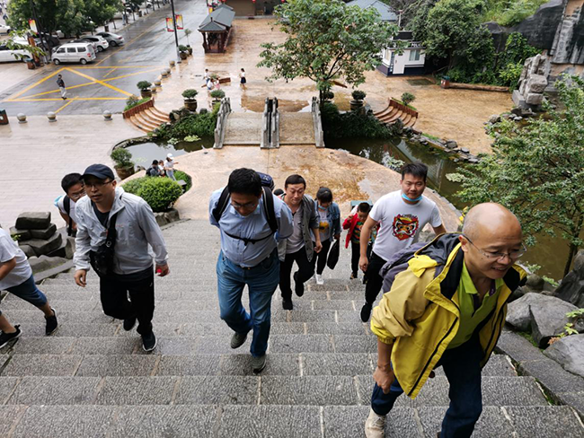 畅游柞水溶洞+终南山寨——西安启源软件工会开展团建活动游记(图3)